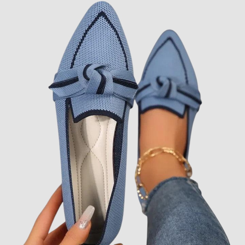 Loafersy Damskie ze Szpiczastym Noskiem i Ozdobnym Węzłem